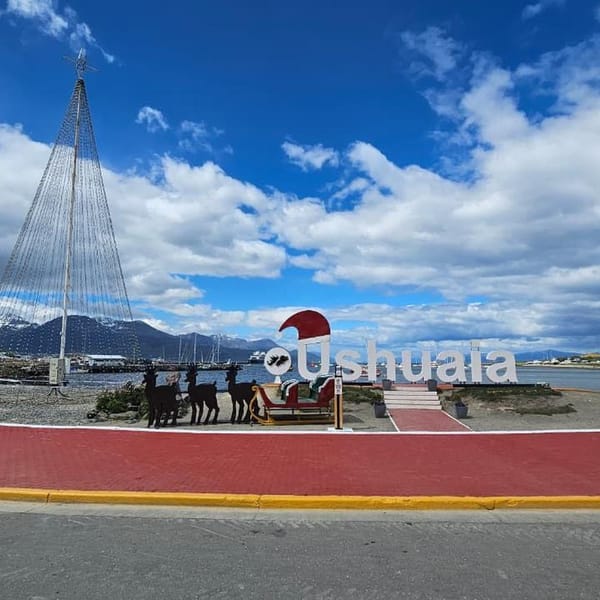 Ushuaia enciende su Paseo Navideño con reciclaje