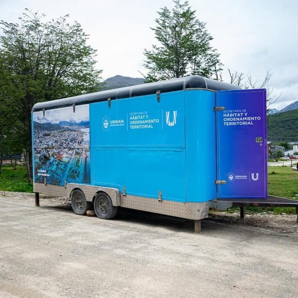 Móvil territorial de Ushuaia impulsa regularización dominial